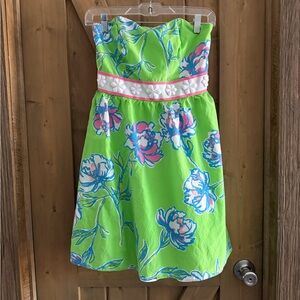 Lilly Pulitzer Green Floral
Strapless Dress Knee Length
Silk Blend Size O